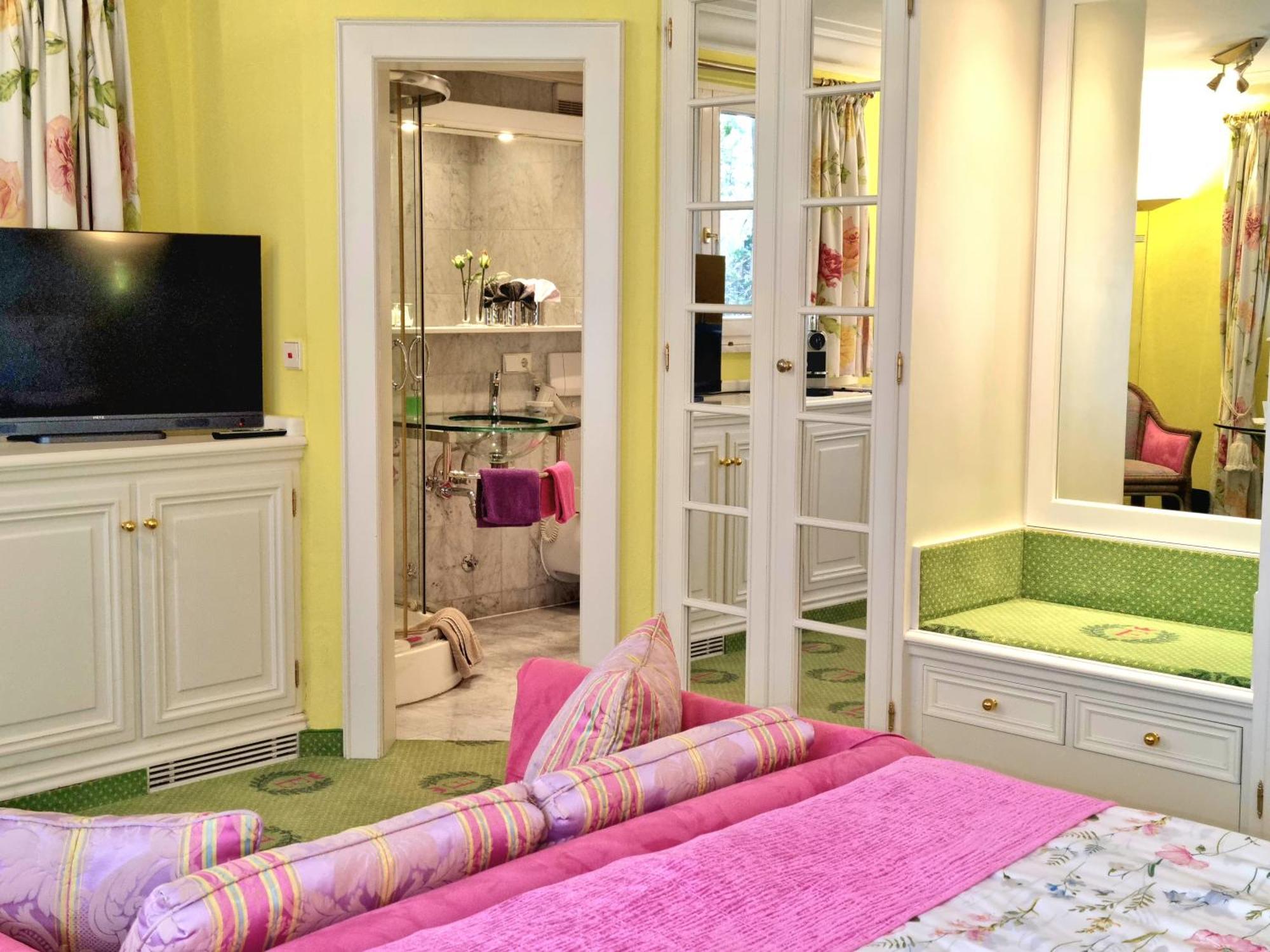 Boutique Am (adults Only)